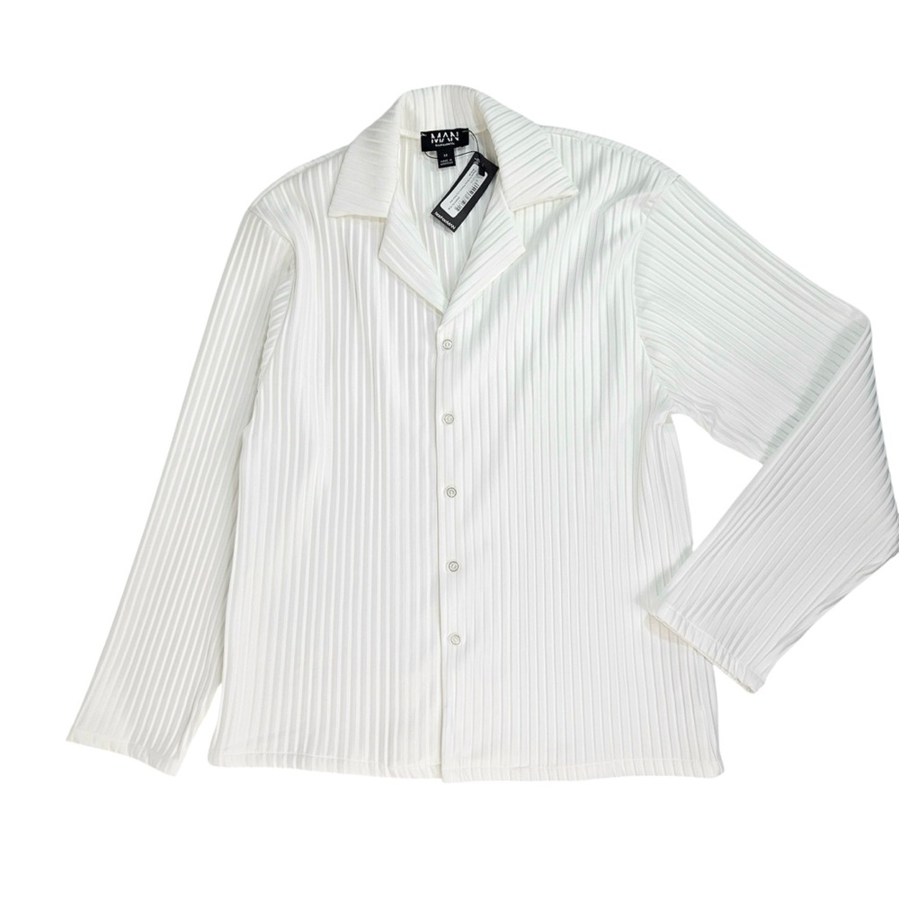 BOOHOO MAN Regular Fit Button Down Shirt Revere Pleated Men’s M Medium White